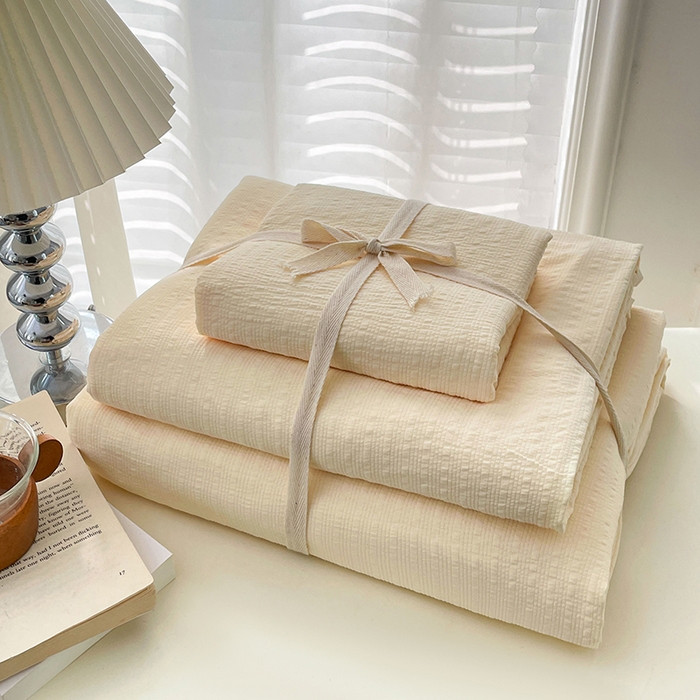 91家纺网 家纺一手货源 找家纺 （总）卡迪熊家纺 2026新款软糯泡芙纱纯色四件套