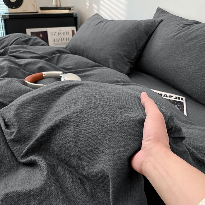 91家纺网 家纺一手货源 找家纺 （总）彩韵家纺 2026新款软糯泡芙纱纯色四件套