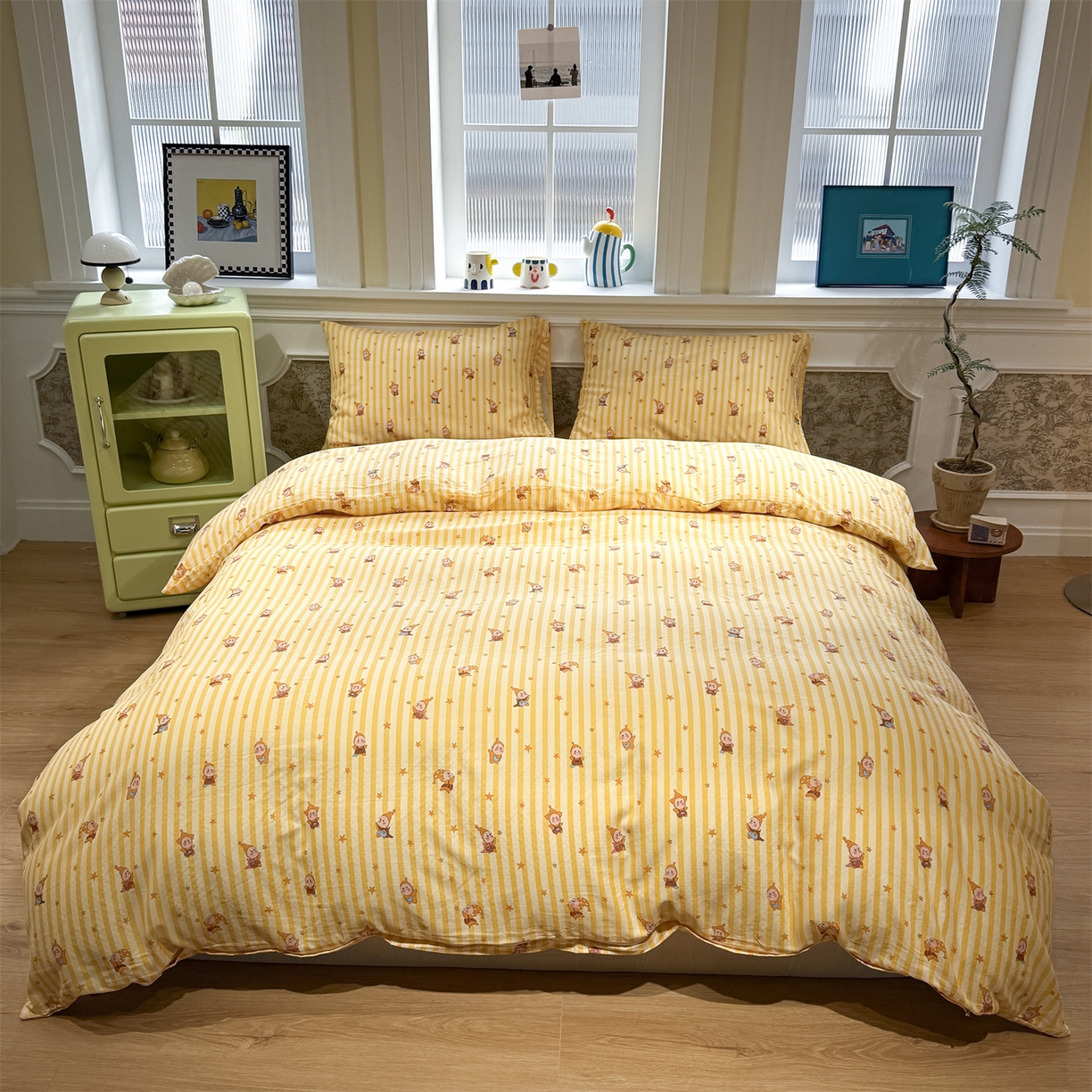 91家纺网 家纺一手货源 找家纺 塞纳 2026新款.全棉有氧双层纱四件套-场景二 奶条星星人