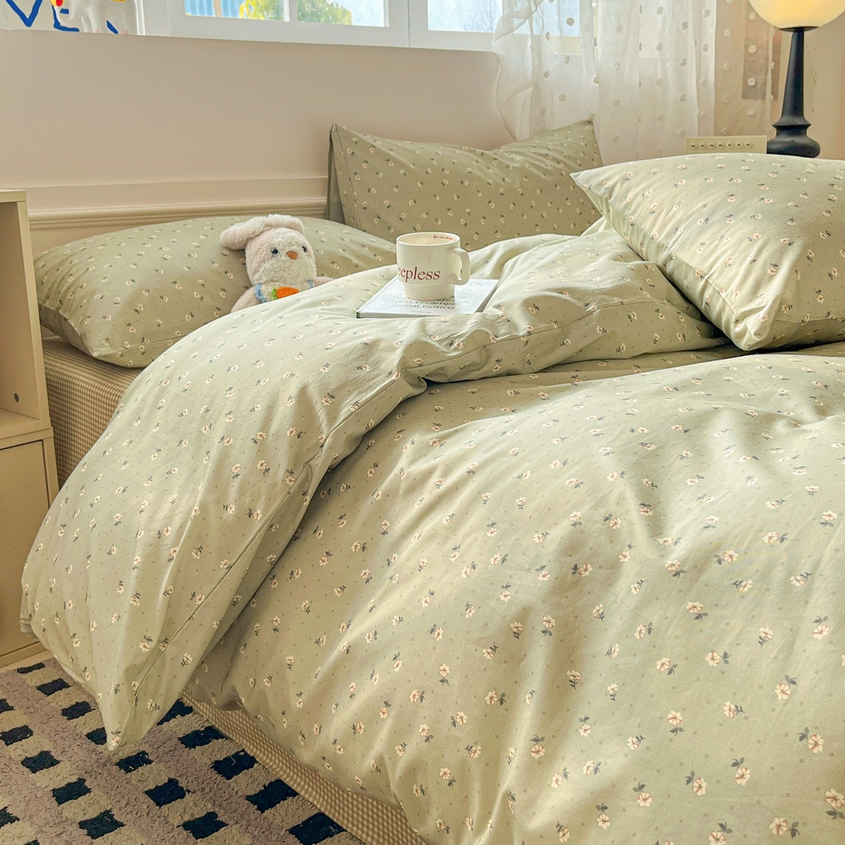 91家纺网 家纺一手货源 找家纺 柠馨 2026春夏新款13372全棉纯棉印花四件套-芙拉系列 浅陌