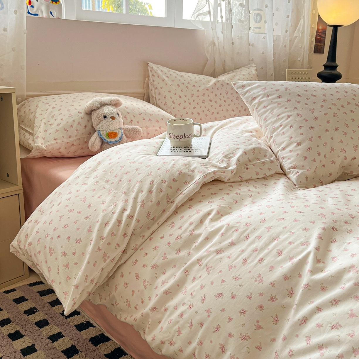 91家纺网 家纺一手货源 找家纺 柠馨 2026春夏新款13372全棉纯棉印花四件套-芙拉系列 流萤