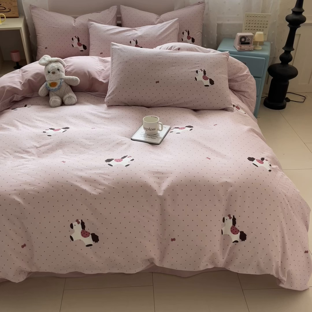 91家纺网 家纺一手货源 找家纺 柠馨 2026春夏新款13372全棉纯棉印花四件套-芙拉系列 小马泼莉