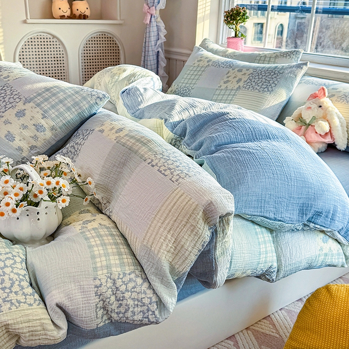 91家纺网 家纺一手货源 找家纺 木楌家居 2026新款A类全棉皱皱纱印花四件套 浅夏  兰