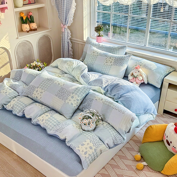 91家纺网 家纺一手货源 找家纺 木楌家居 2026新款A类全棉皱皱纱印花四件套 浅夏  兰