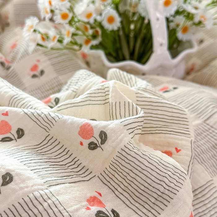 91家纺网 家纺一手货源 找家纺 木楌家居 2026新款A类全棉皱皱纱印花四件套 芮芮花