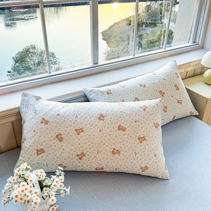 91家纺网 家纺一手货源 找家纺 木楌家居 2026新款A类全棉皱皱纱印花四件套 熊的礼物