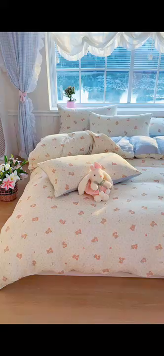 91家纺网 家纺一手货源 找家纺 木楌家居 2026新款A类全棉皱皱纱印花四件套 熊的礼物