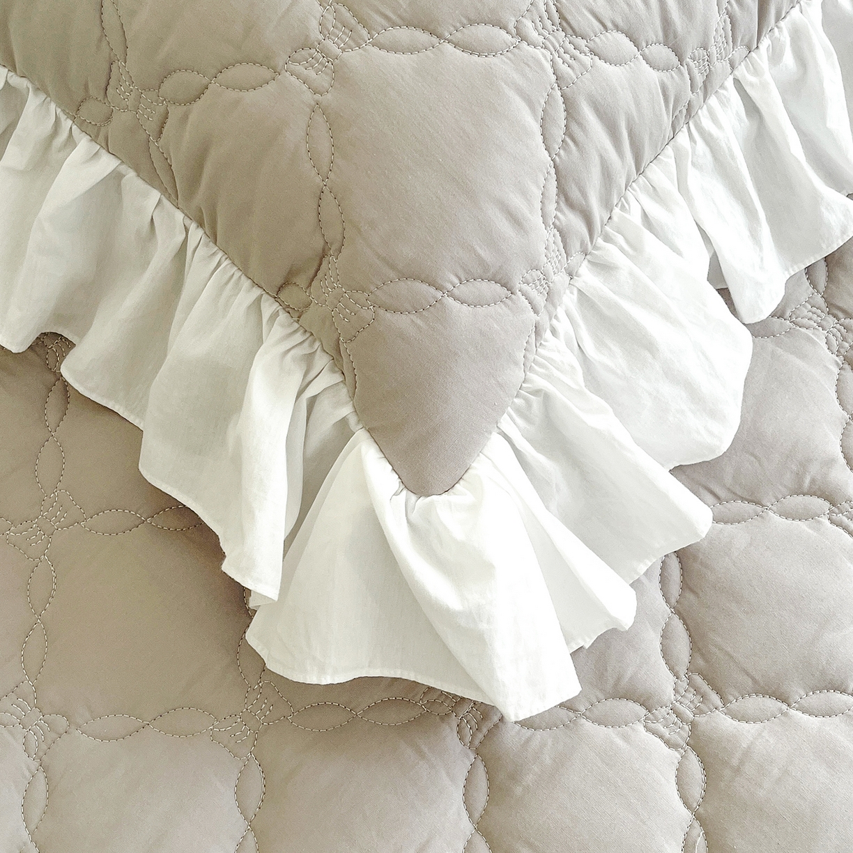 91家纺网 家纺一手货源 找家纺 沐纯家居 2026新款A类全棉纯棉水洗棉新疆棉花少女风花边单床笠 枫舞灰