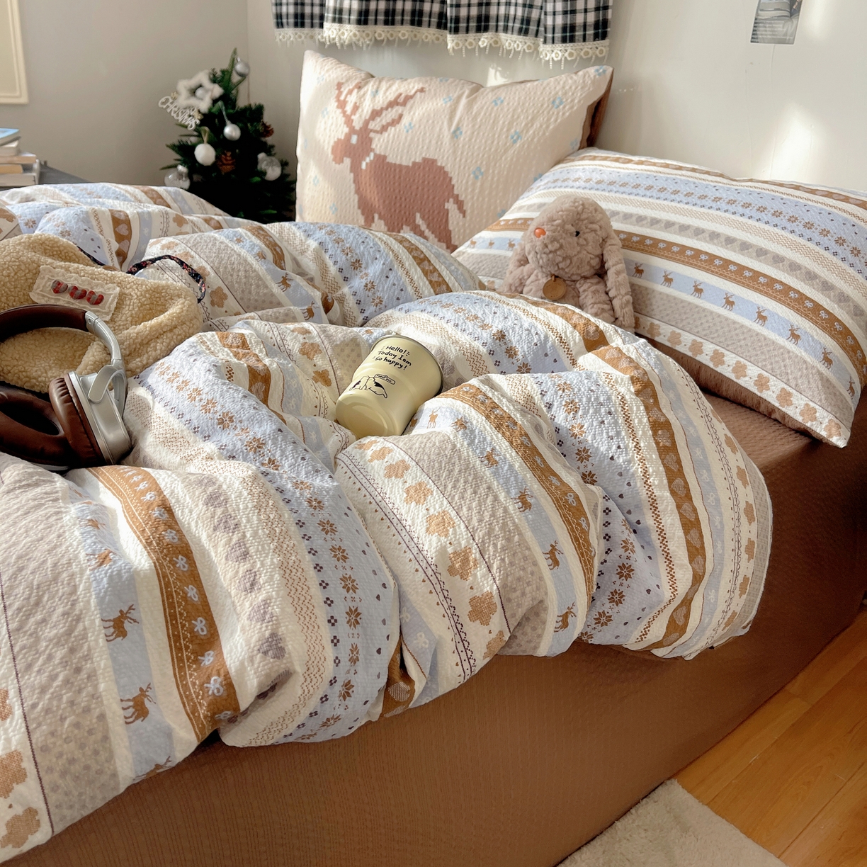 91家纺网 家纺一手货源 找家纺 顾里家纺 2026新款韩风费尔岛系大版皱皱纱四件套【会员-2元 定制床笠+8元（小四件不做床笠）】 爱心麋鹿