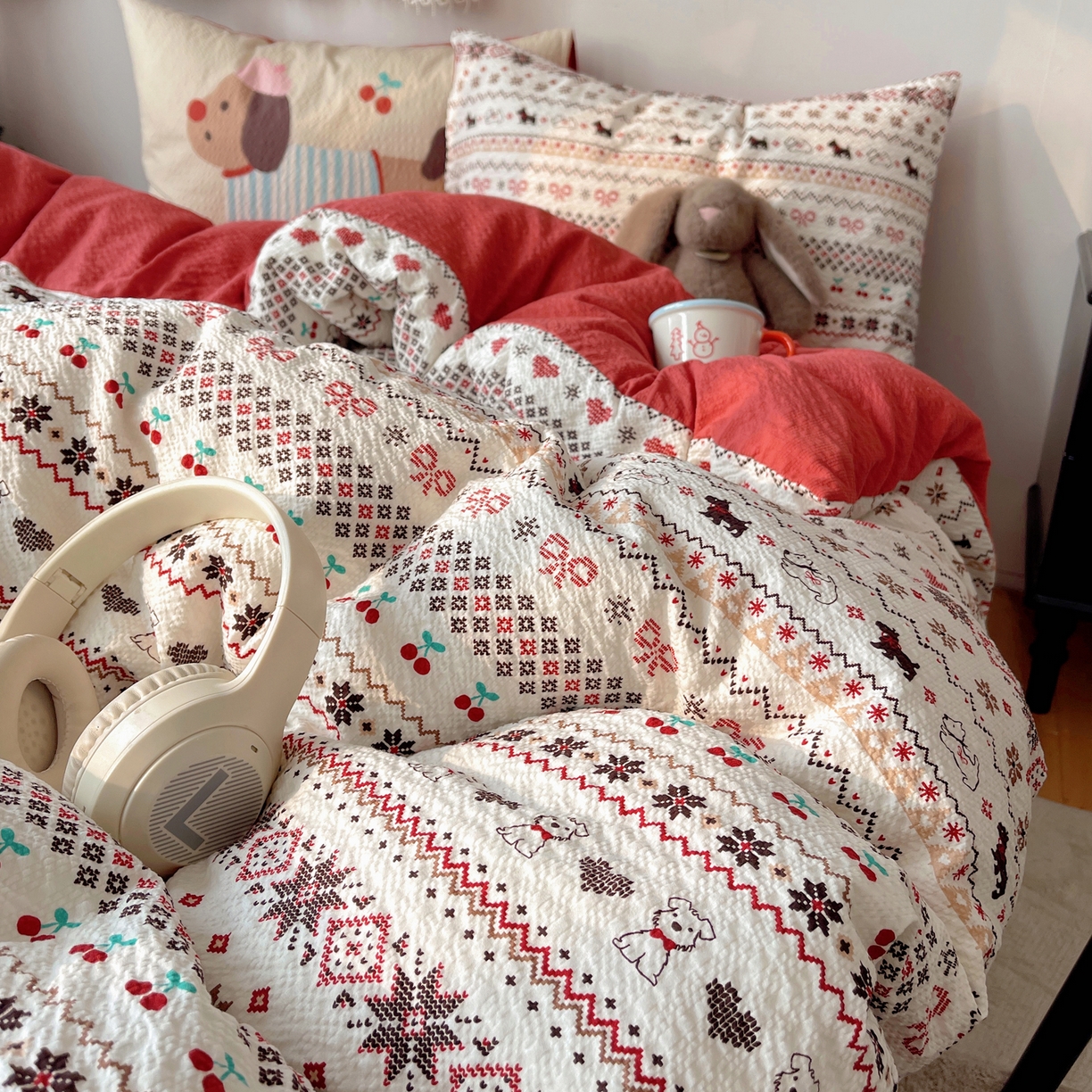 91家纺网 家纺一手货源 找家纺 顾里家纺 2026新款韩风费尔岛系大版皱皱纱四件套【会员-2元 定制床笠+8元（小四件不做床笠）】 费尔岛狗狗