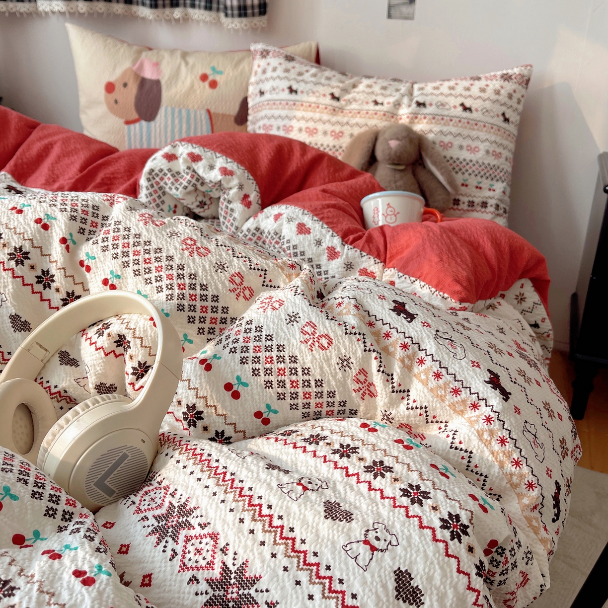 91家纺网 家纺一手货源 找家纺 顾里家纺 2026新款韩风费尔岛系大版皱皱纱四件套【会员-2元 定制床笠+8元（小四件不做床笠）】 费尔岛狗狗