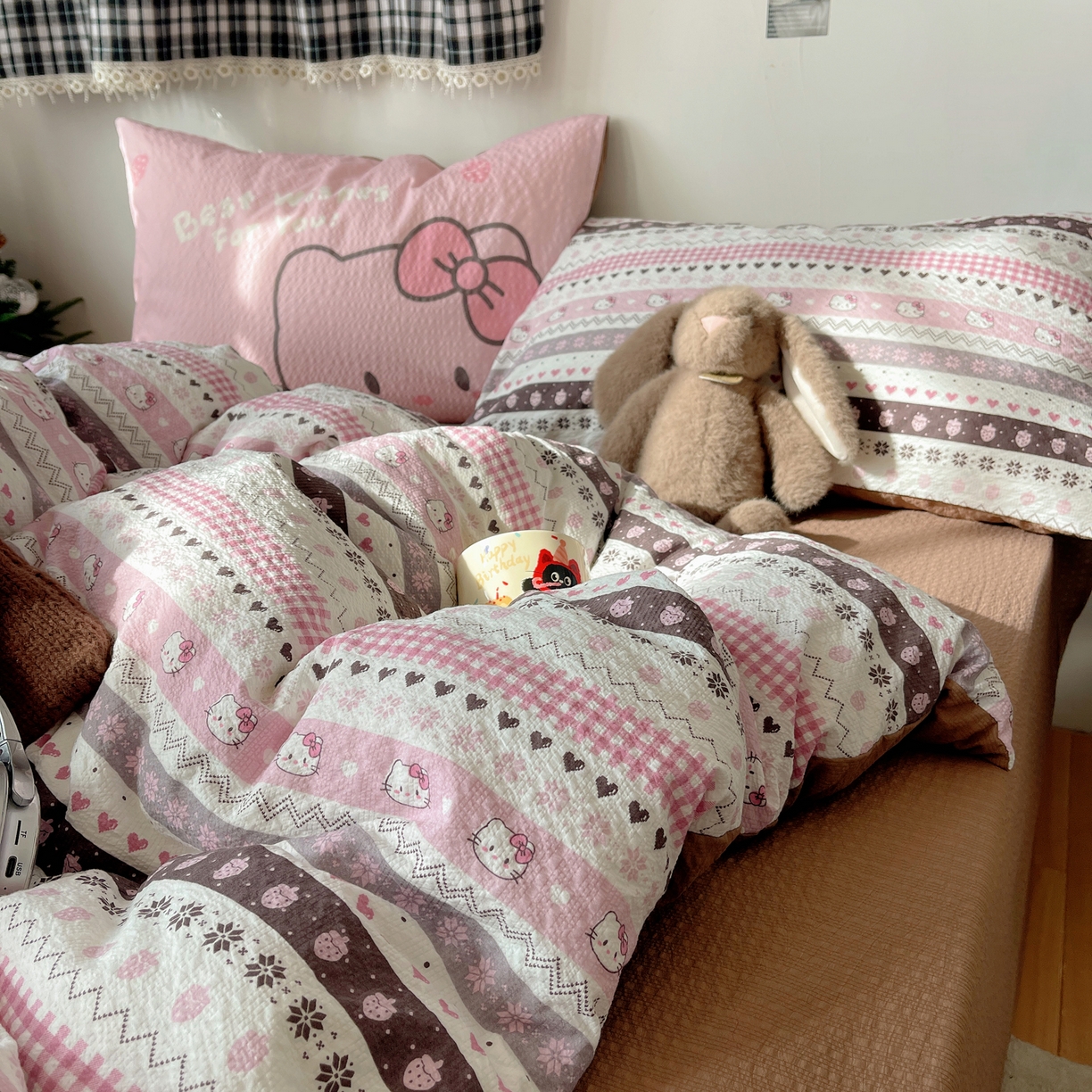 91家纺网 家纺一手货源 找家纺 顾里家纺 2026新款韩风费尔岛系大版皱皱纱四件套【会员-2元 定制床笠+8元（小四件不做床笠）】 粉爱心猫猫