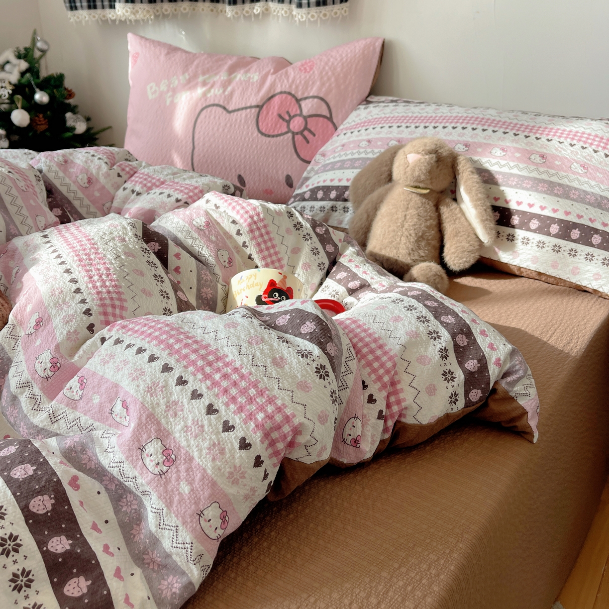 91家纺网 家纺一手货源 找家纺 顾里家纺 2026新款韩风费尔岛系大版皱皱纱四件套【会员-2元 定制床笠+8元（小四件不做床笠）】 粉爱心猫猫