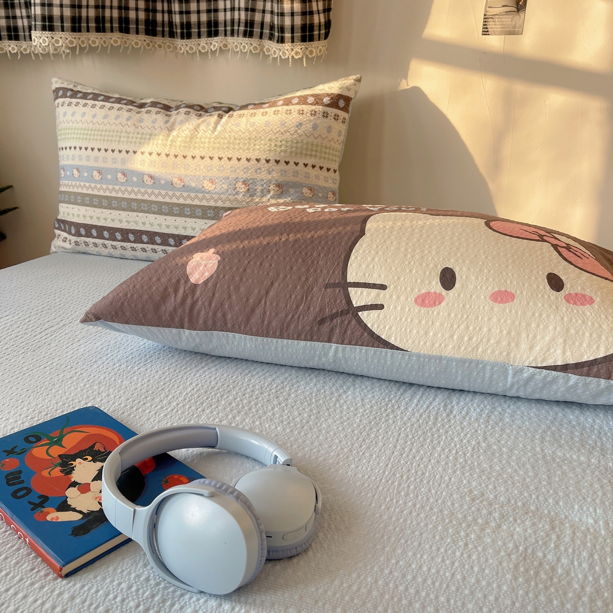 91家纺网 家纺一手货源 找家纺 顾里家纺 2026新款韩风费尔岛系大版皱皱纱四件套【会员-2元 定制床笠+8元（小四件不做床笠）】 蓝爱心猫猫