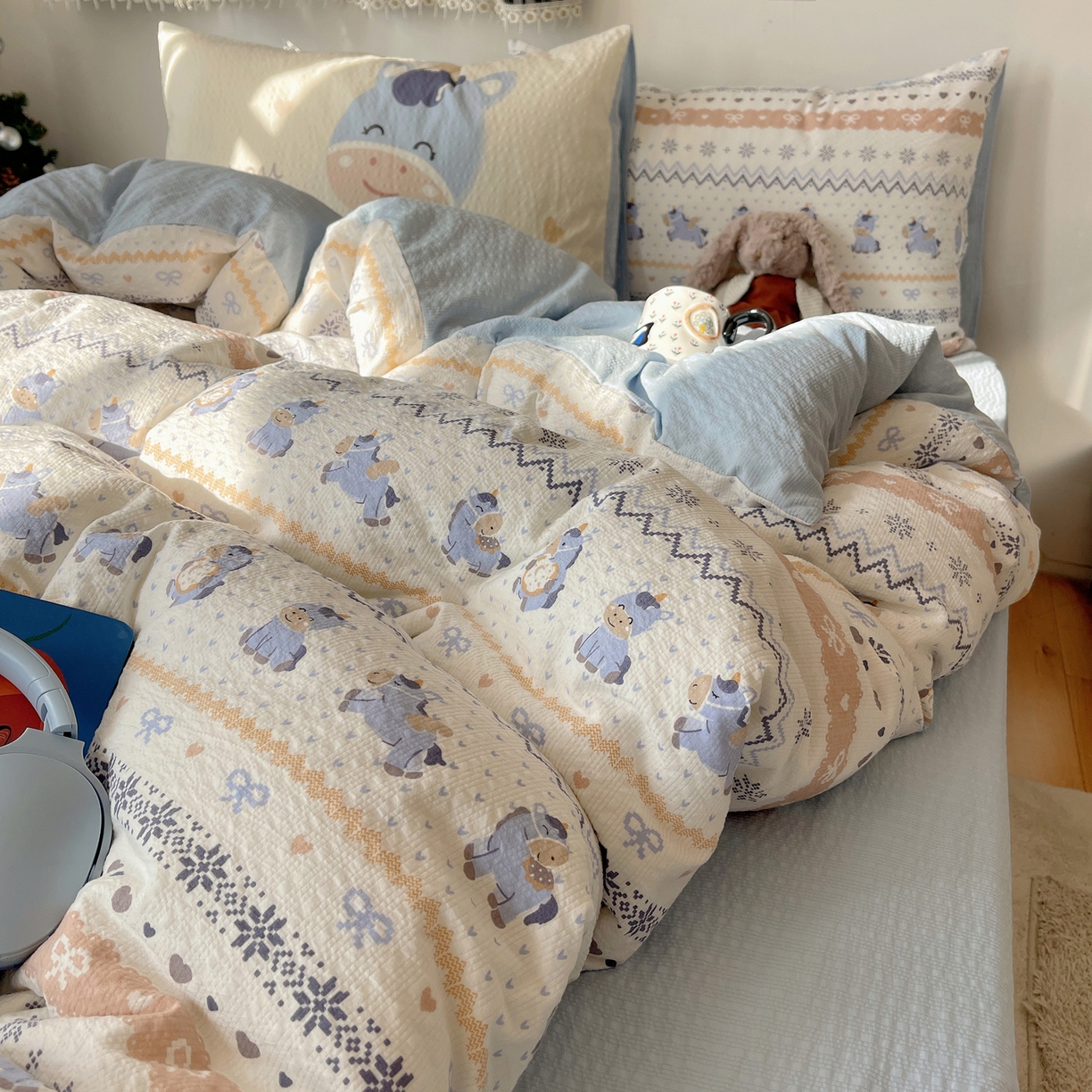 91家纺网 家纺一手货源 找家纺 顾里家纺 2026新款韩风费尔岛系大版皱皱纱四件套【会员-2元 定制床笠+8元（小四件不做床笠）】 天使木马