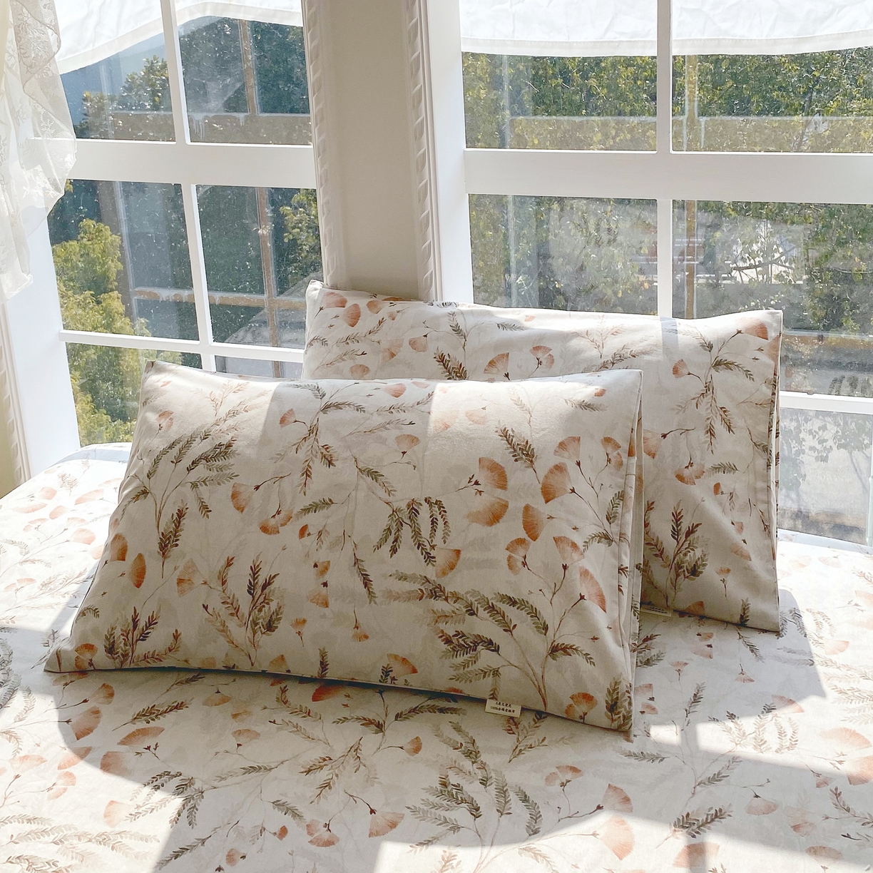 91家纺网 家纺一手货源 找家纺 金鑫汇家纺 2026新款全棉老粗布单品枕套系列 月下花影-桔