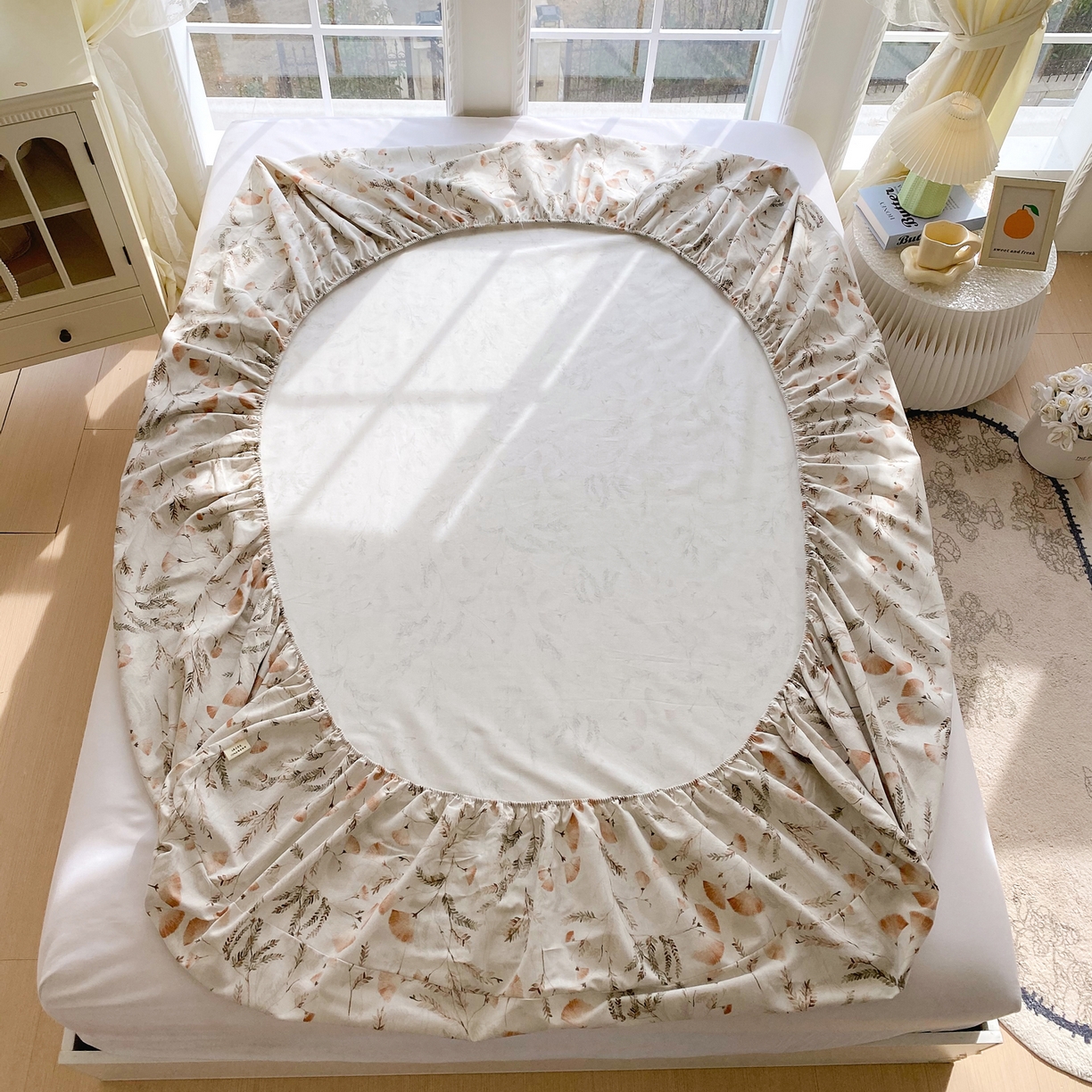 91家纺网 家纺一手货源 找家纺 金鑫汇家纺 2026新款全棉老粗布单品床笠系列 月下花影-桔