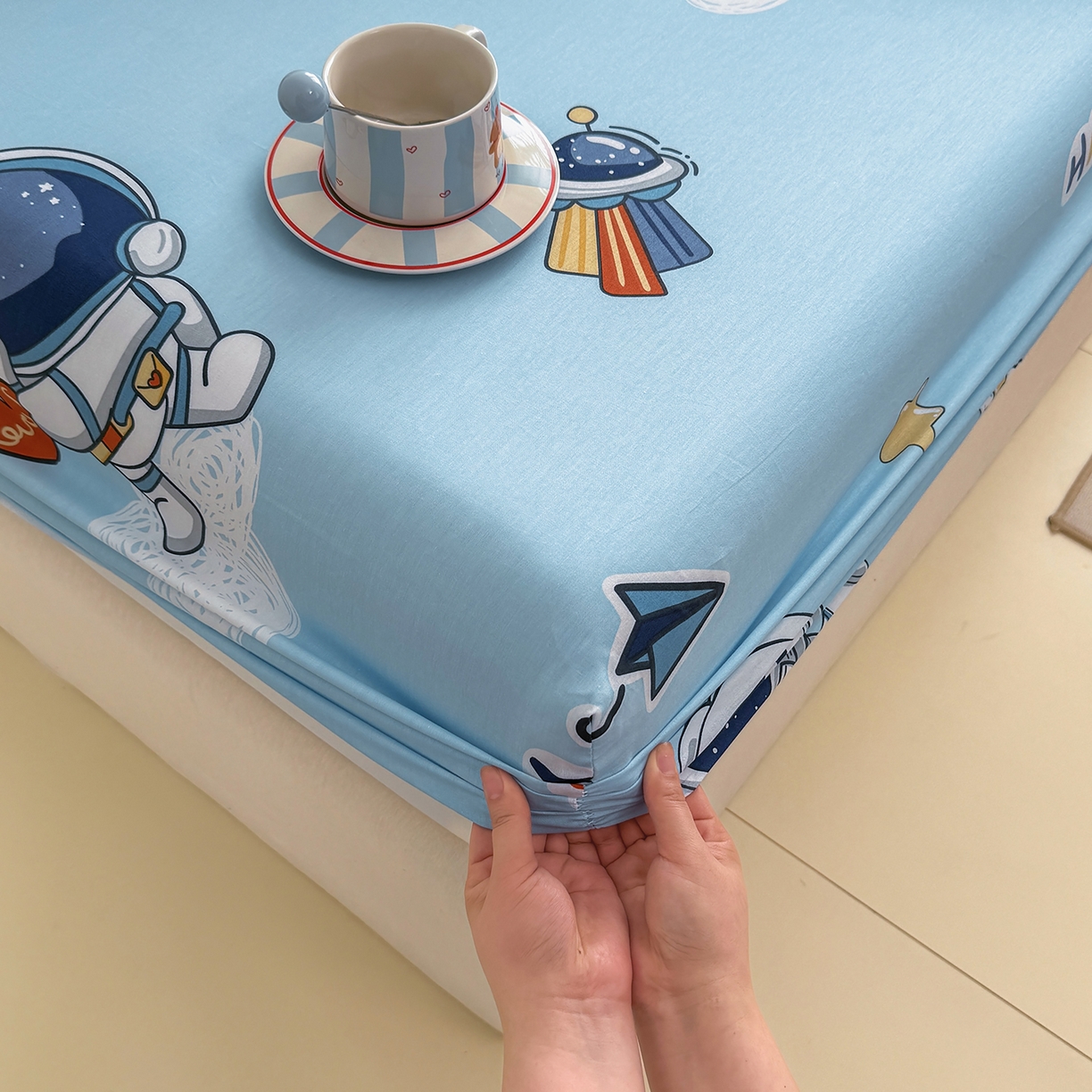 91家纺网 家纺一手货源 找家纺 壹贝家纺 2026新款全棉印花床笠系列 太空奇遇