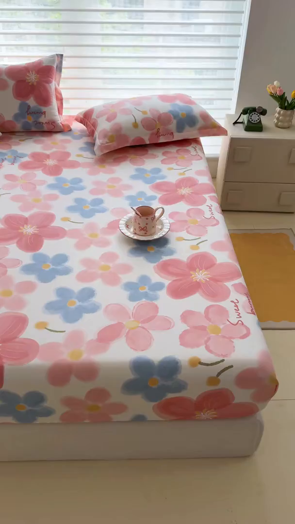 91家纺网 家纺一手货源 找家纺 壹贝家纺 2026新款全棉印花床笠系列 夕颜花开