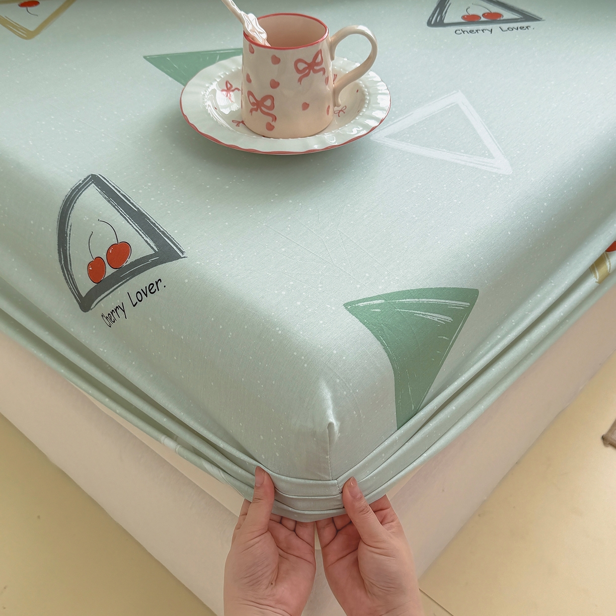 91家纺网 家纺一手货源 找家纺 壹贝家纺 2026新款全棉印花床笠系列 小可布丁