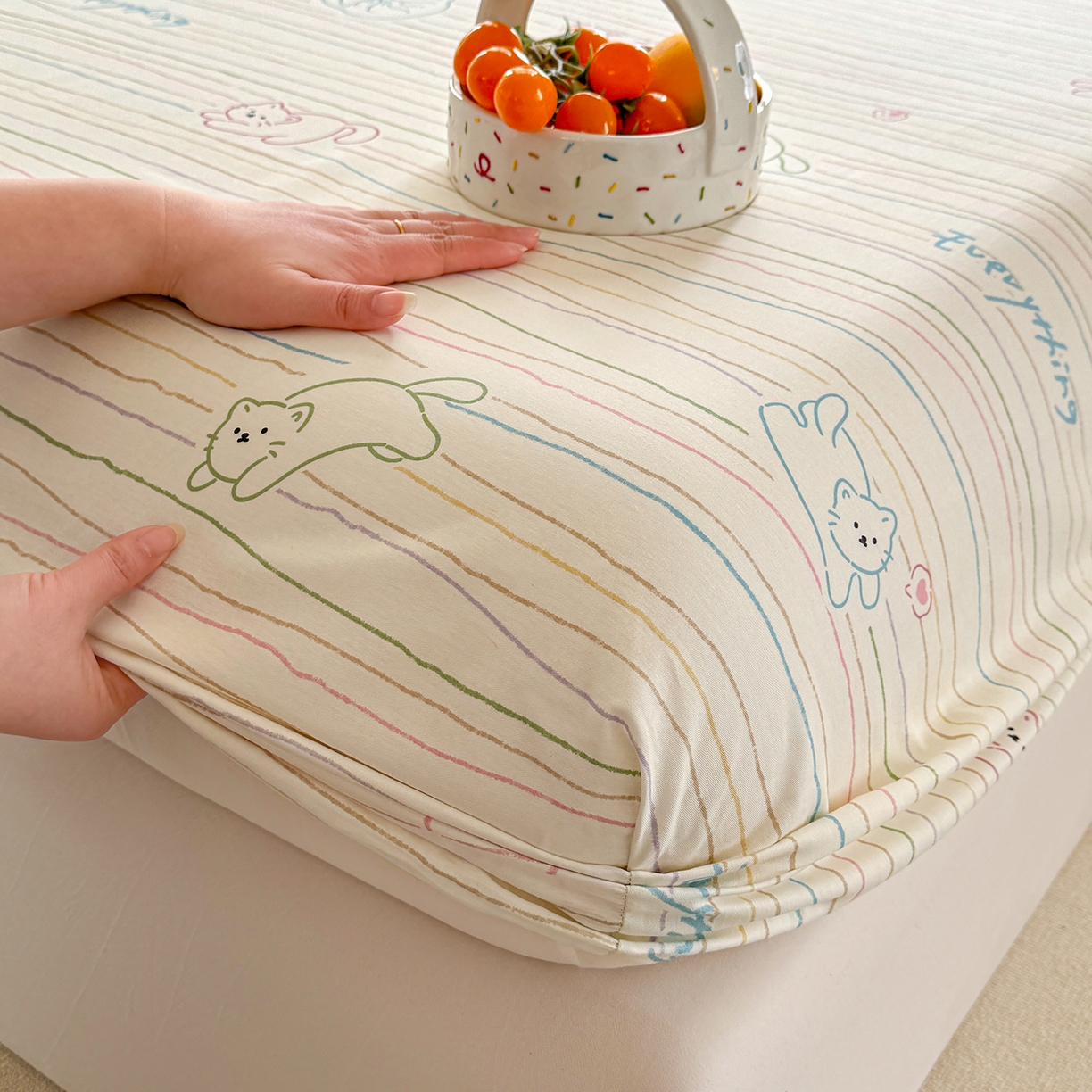 91家纺网 家纺一手货源 找家纺 壹贝家纺 2026新款全棉印花床笠系列 招财猫