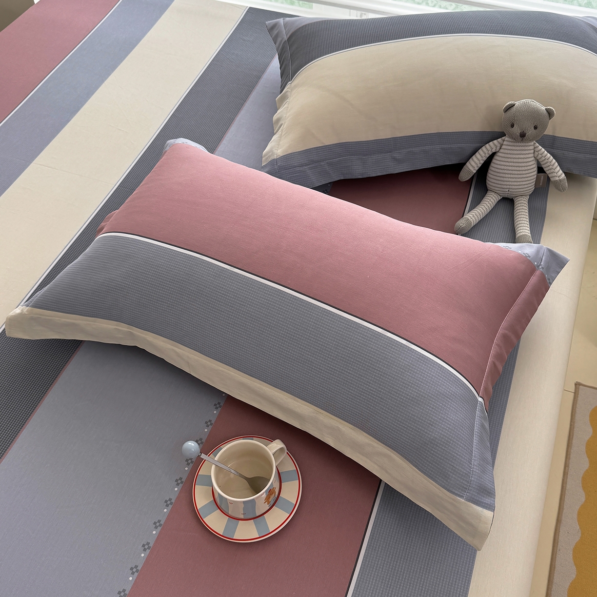 91家纺网 家纺一手货源 找家纺 壹贝家纺 2026新款全棉印花床笠系列 致青春