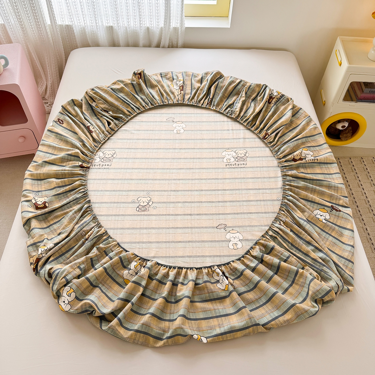 91家纺网 家纺一手货源 找家纺 壹贝家纺 2026新款全棉印花床笠系列 自拍小狗