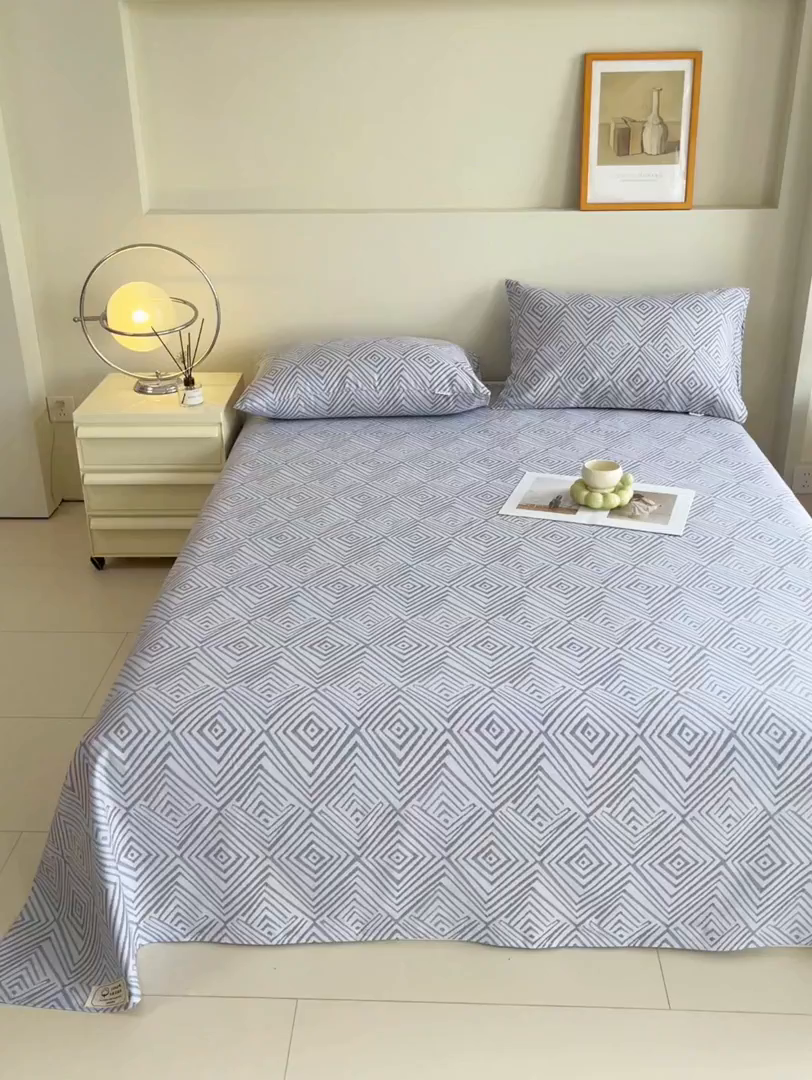 91家纺网 家纺一手货源 找家纺 金鑫汇家纺 2026新款全棉老粗布单品床单系列 梦幻迷宫-灰