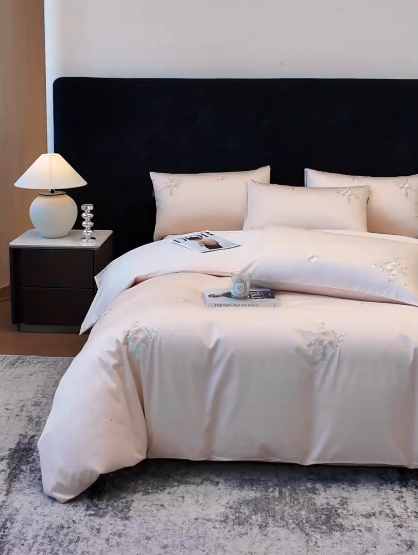 91家纺网 家纺一手货源 找家纺 （总）欣宜家纺 2026新款50s纯棉全棉贡缎长绒棉刺绣绣花床上四件套【含高端礼盒】-花影系列