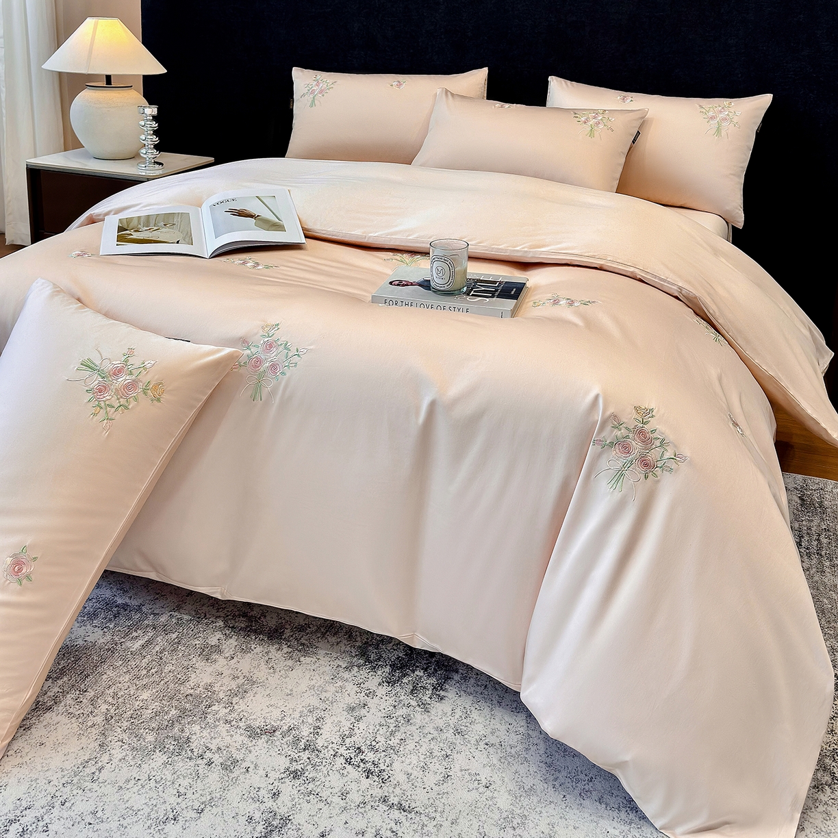 91家纺网 家纺一手货源 找家纺 欣宜家纺 2026新款50s纯棉全棉贡缎长绒棉刺绣绣花床上四件套【含高端礼盒】-花影系列 花影-轻奢粉