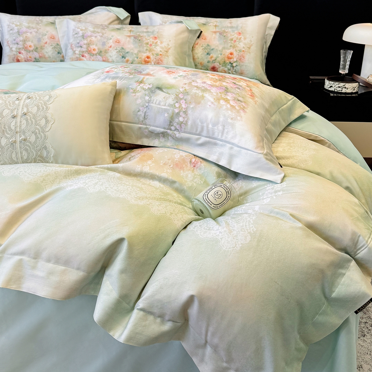 91家纺网 家纺一手货源 找家纺 （总）欣宜家纺 2026新款50s纯棉全棉贡缎长绒棉数码印花床上四件套【含高端礼盒】-芙光系列