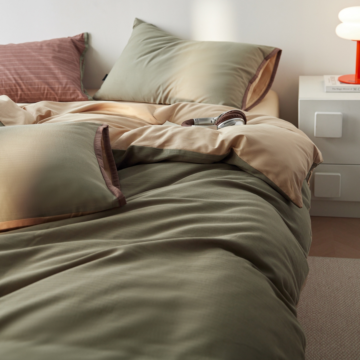 91家纺网 家纺一手货源 找家纺 佳汐蓝家纺 2026新款春夏人字纹小提花拼色系列四件套 人字纹韩绿