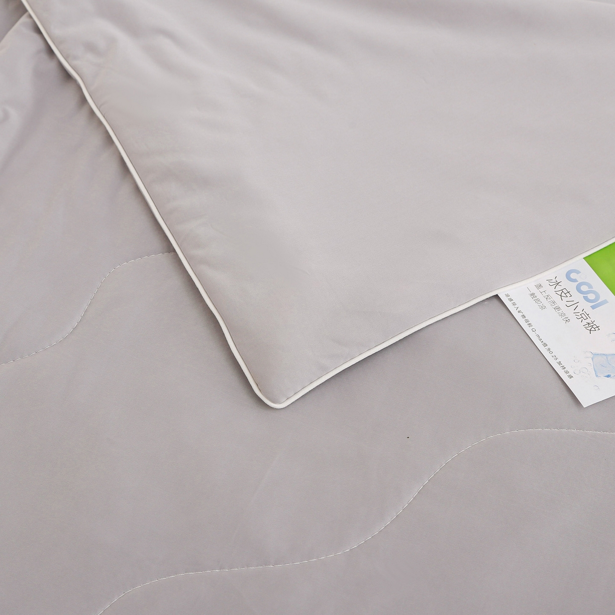 91家纺网 家纺一手货源 找家纺 亚龙工厂店 2026新款跨境直播热款A类冰淇淋冰皮小凉被被子被芯 灰色