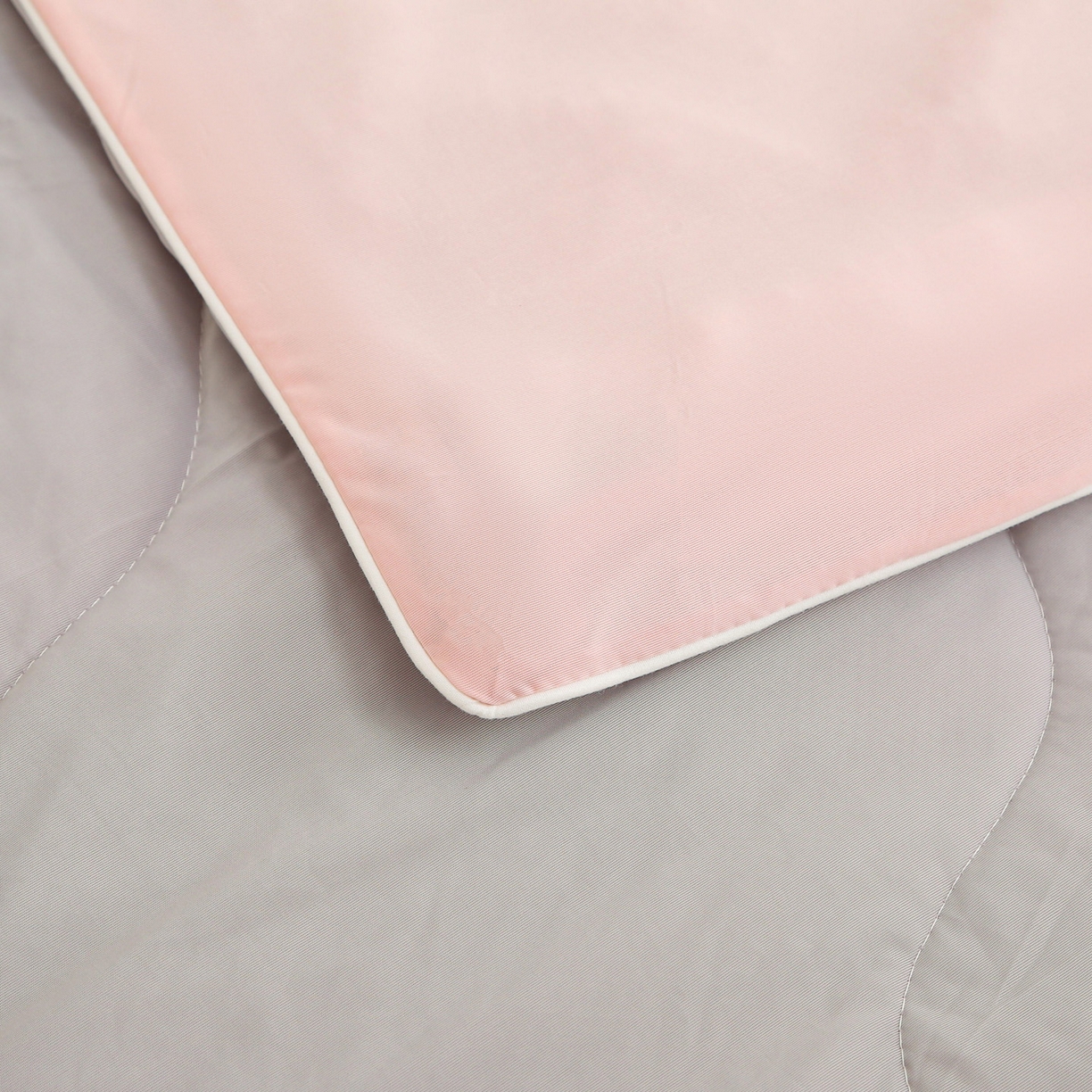 91家纺网 家纺一手货源 找家纺 亚龙工厂店 2026新款跨境直播热款A类冰淇淋冰皮小凉被被子被芯 粉色+灰色