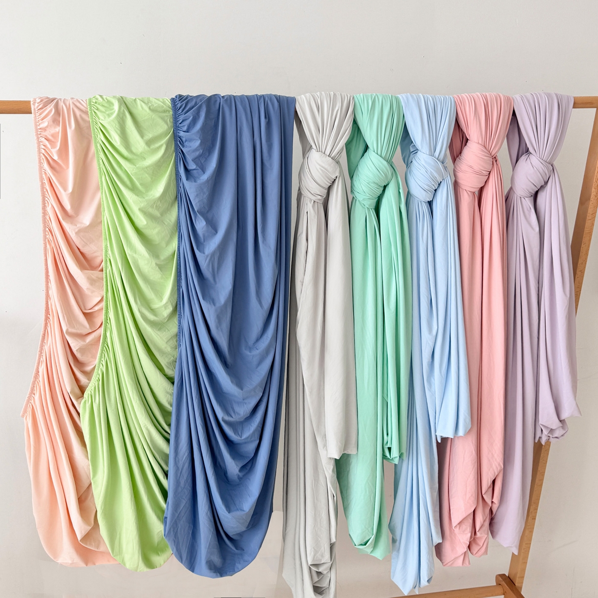 亚龙工厂店 2026新款跨境热款云母冰丝席床笠三件套 组合图仅展示