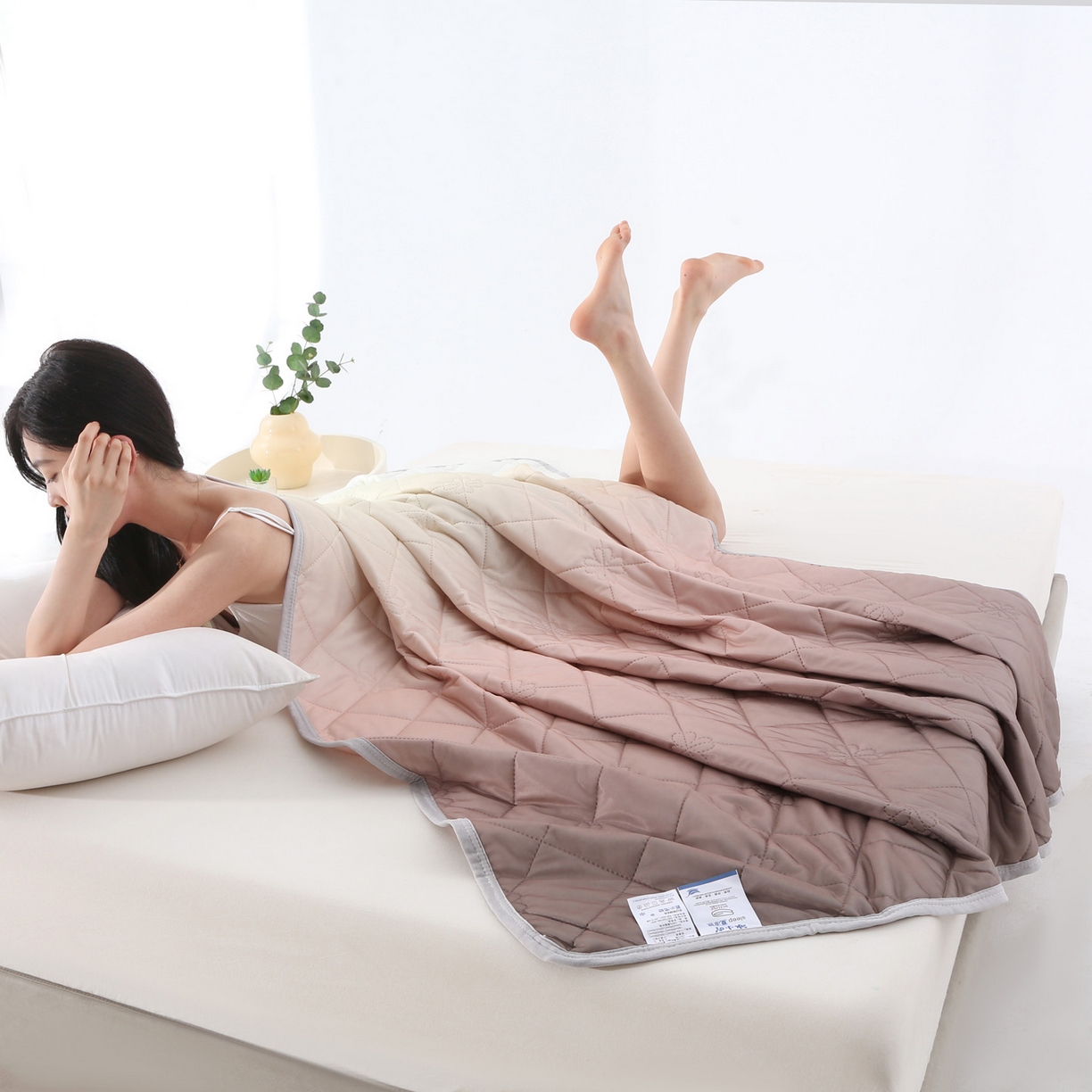 91家纺网 家纺一手货源 找家纺 （总）亚龙工厂店 2026新款跨境电商热款涤氨凉感被被子被芯