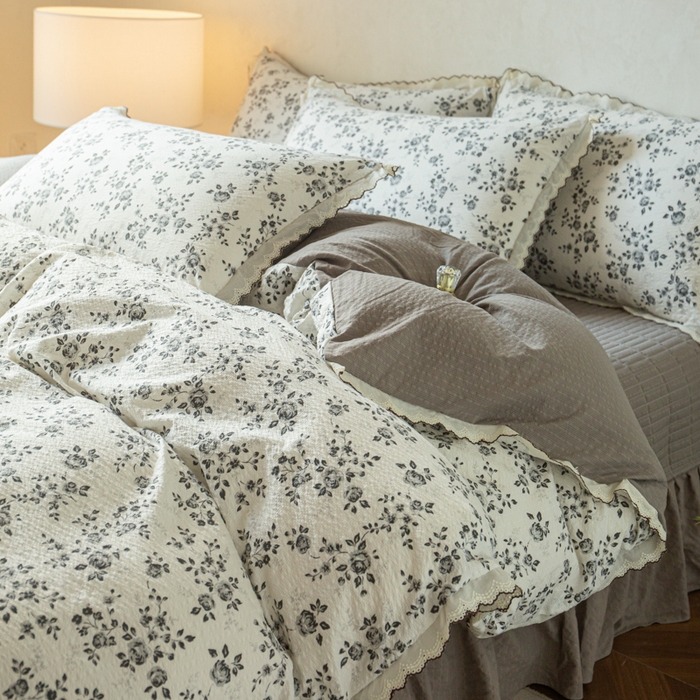 91家纺网 家纺一手货源 找家纺 梦可莱家居 2026新款云朵泡芙棉床盖四件套 彩绘玫瑰