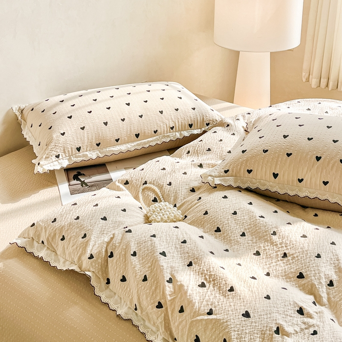 91家纺网 家纺一手货源 找家纺 梦可莱家居 2026新款云朵泡芙棉床盖四件套 爱心卡
