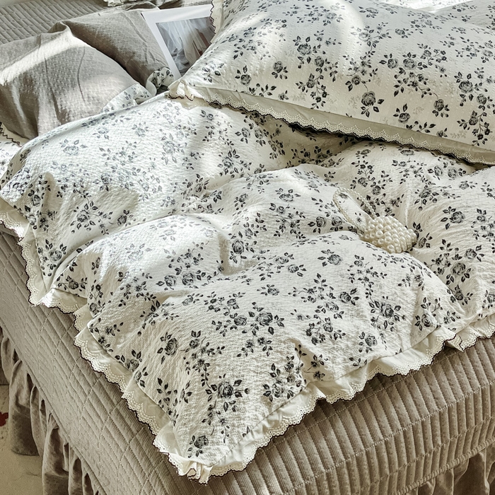 91家纺网 家纺一手货源 找家纺 梦可莱家居 2026新款云朵泡芙棉床盖四件套 彩绘玫瑰