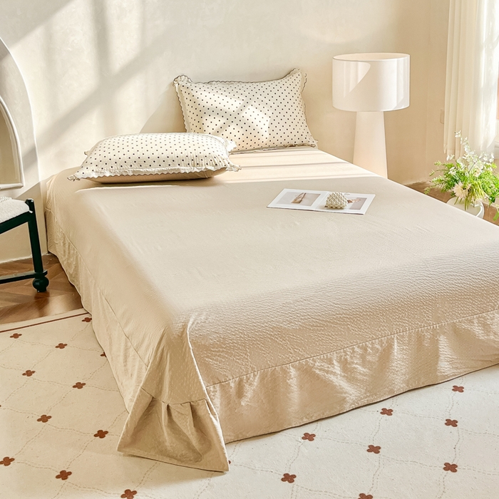 91家纺网 家纺一手货源 找家纺 梦可莱家居 2026新款云朵泡芙棉床盖四件套 米波点