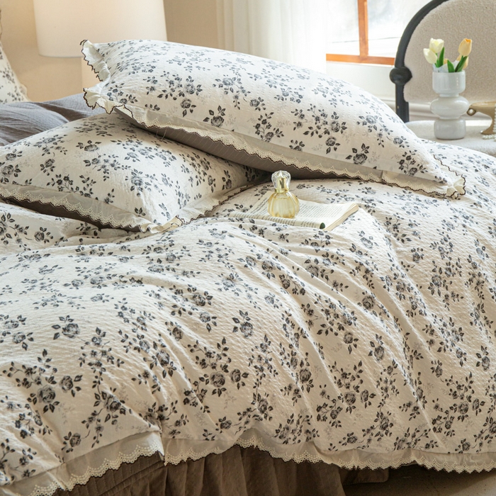 91家纺网 家纺一手货源 找家纺 梦可莱家居 2026新款云朵泡芙棉床盖四件套 彩绘玫瑰