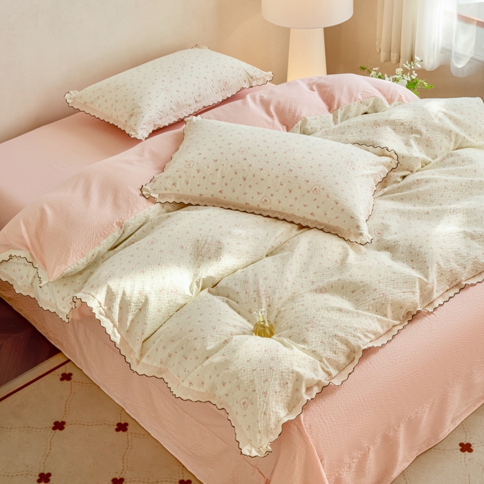 91家纺网 家纺一手货源 找家纺 梦可莱家居 2026新款云朵泡芙棉床盖四件套 爱情花