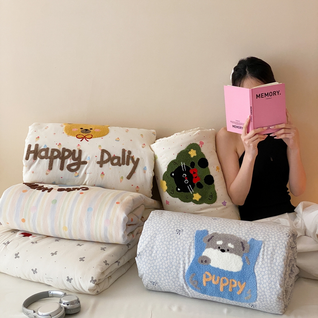 91家纺网 家纺一手货源 找家纺 鸣升家纺 2026新款云朵棉毛巾绣夏被夏凉被空调被 组合图仅做展示不可下单