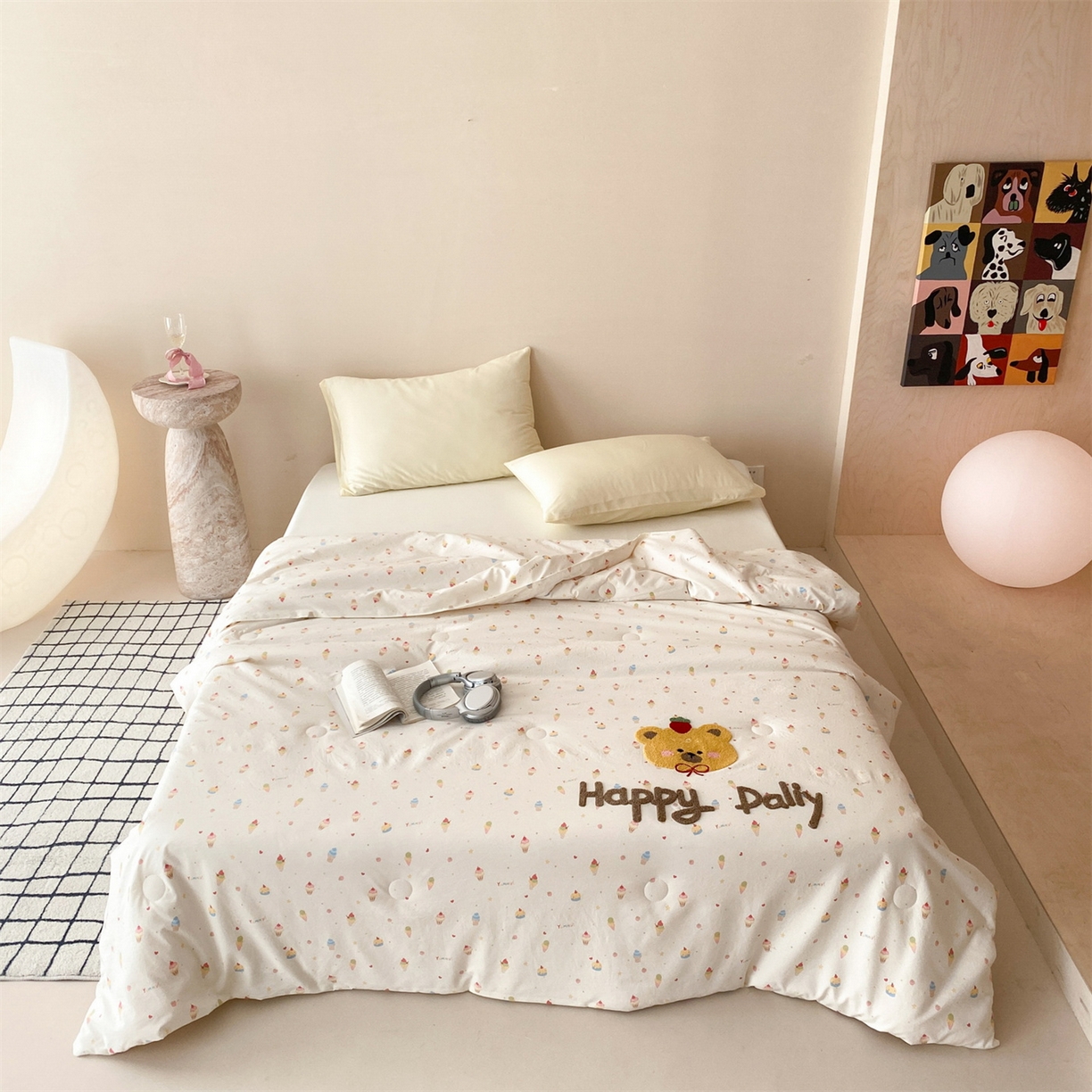 91家纺网 家纺一手货源 找家纺 鸣升家纺 2026新款云朵棉毛巾绣夏被夏凉被空调被 蛋糕小熊