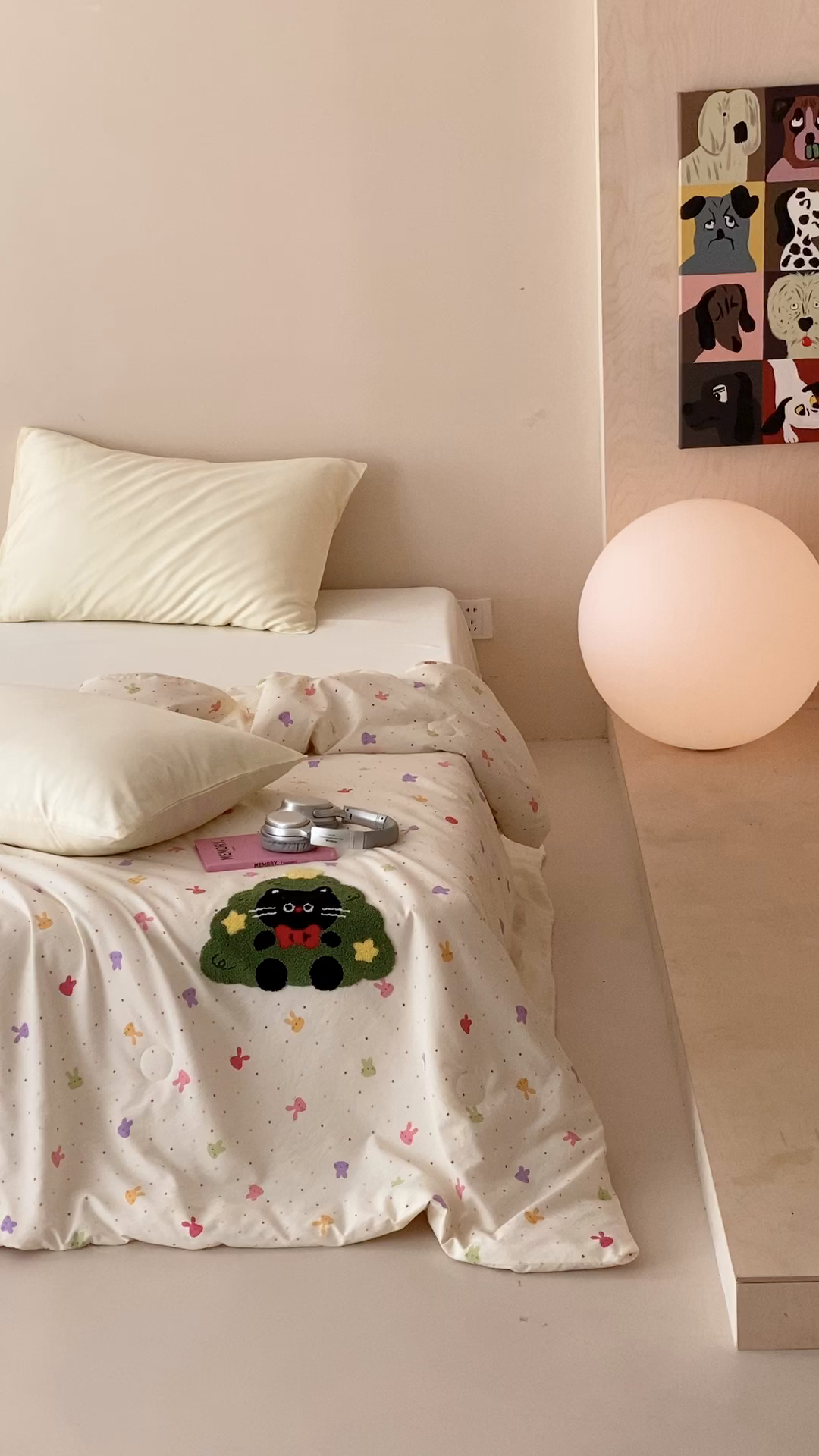 91家纺网 家纺一手货源 找家纺 鸣升家纺 2026新款云朵棉毛巾绣夏被夏凉被空调被 圣诞猫咪