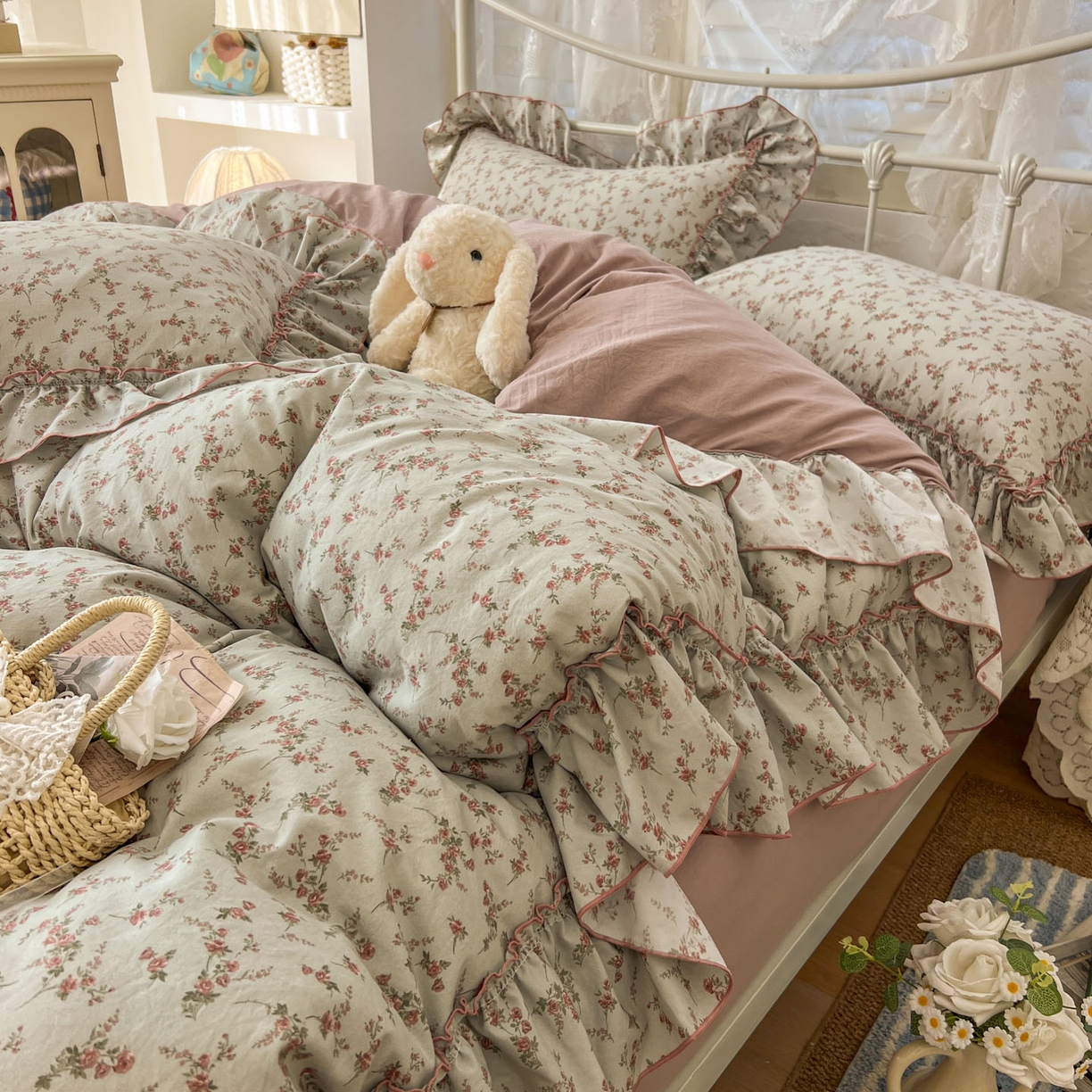 91家纺网 家纺一手货源 找家纺 梵克保罗 2026新款春款古法水洗仿棉云朵棉花边四件套 眠语