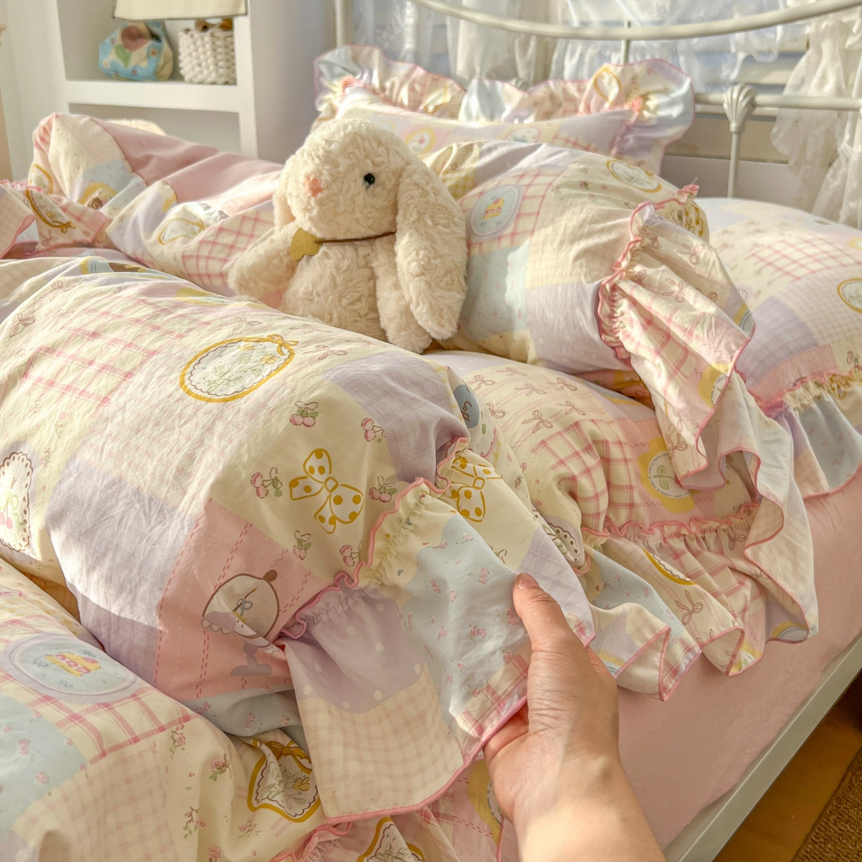 91家纺网 家纺一手货源 找家纺 梵克保罗 2026新款春款古法水洗仿棉云朵棉花边四件套 甜梦集