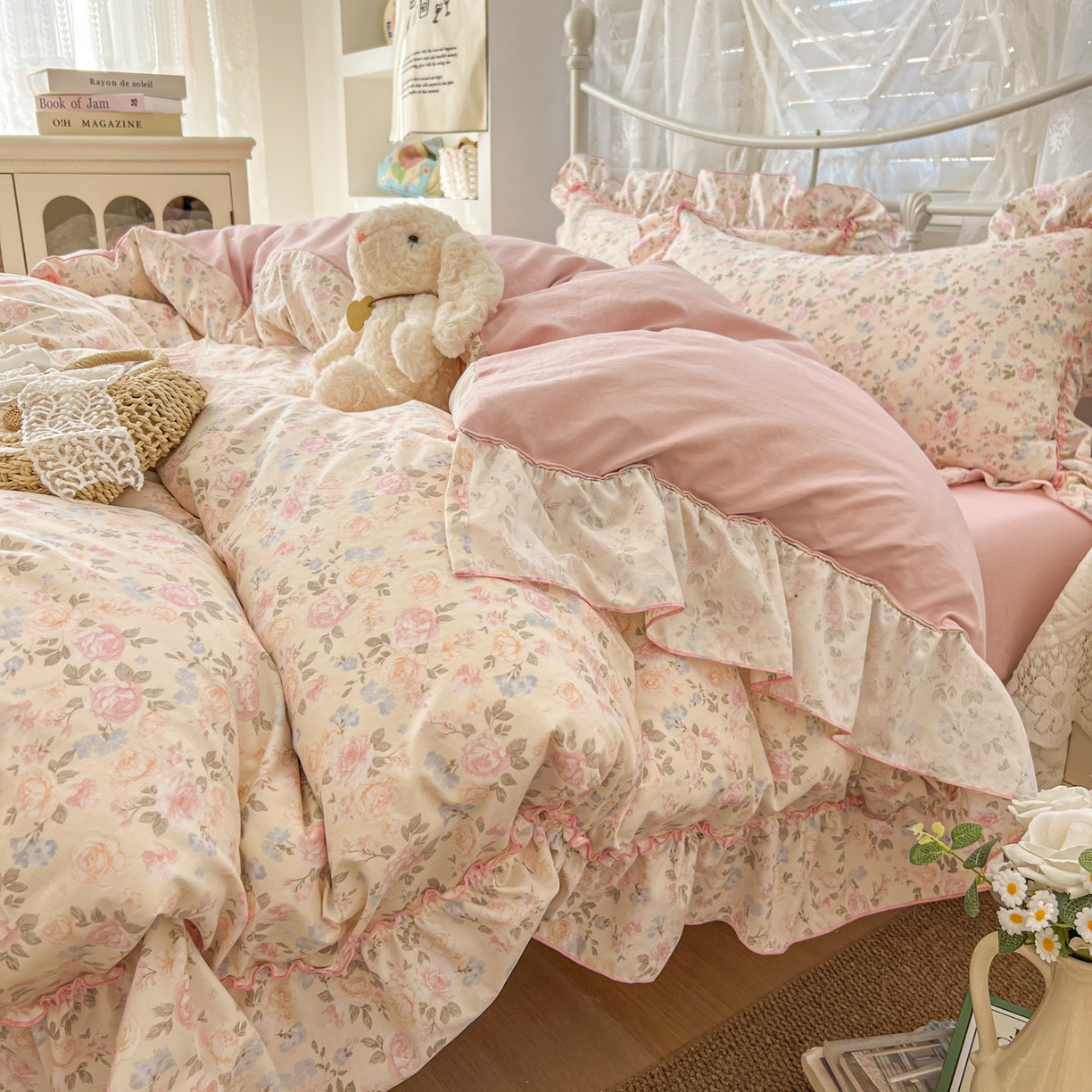 91家纺网 家纺一手货源 找家纺 梵克保罗 2026新款春款古法水洗仿棉云朵棉花边四件套 桃枝