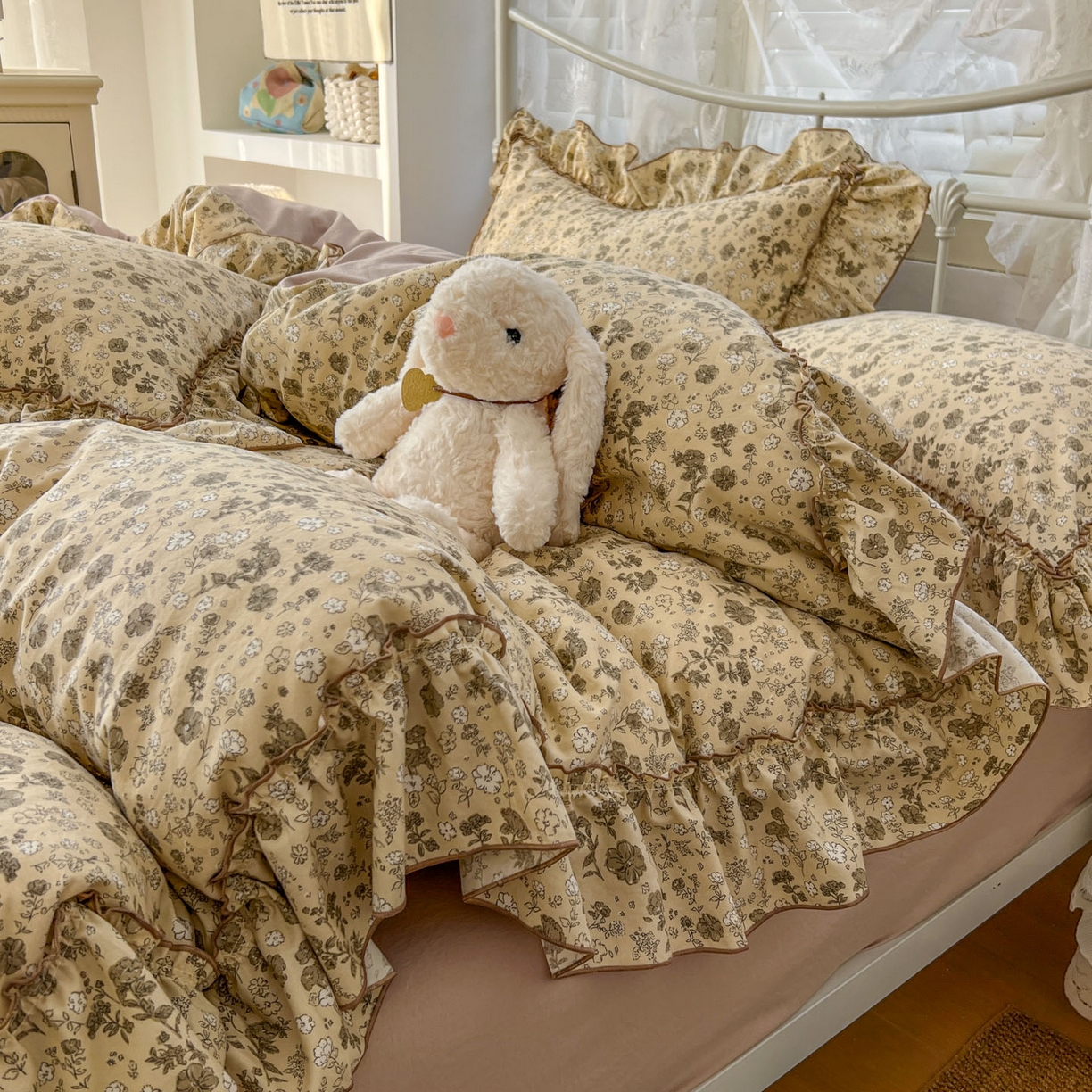 91家纺网 家纺一手货源 找家纺 梵克保罗 2026新款春款古法水洗仿棉云朵棉花边四件套 田园