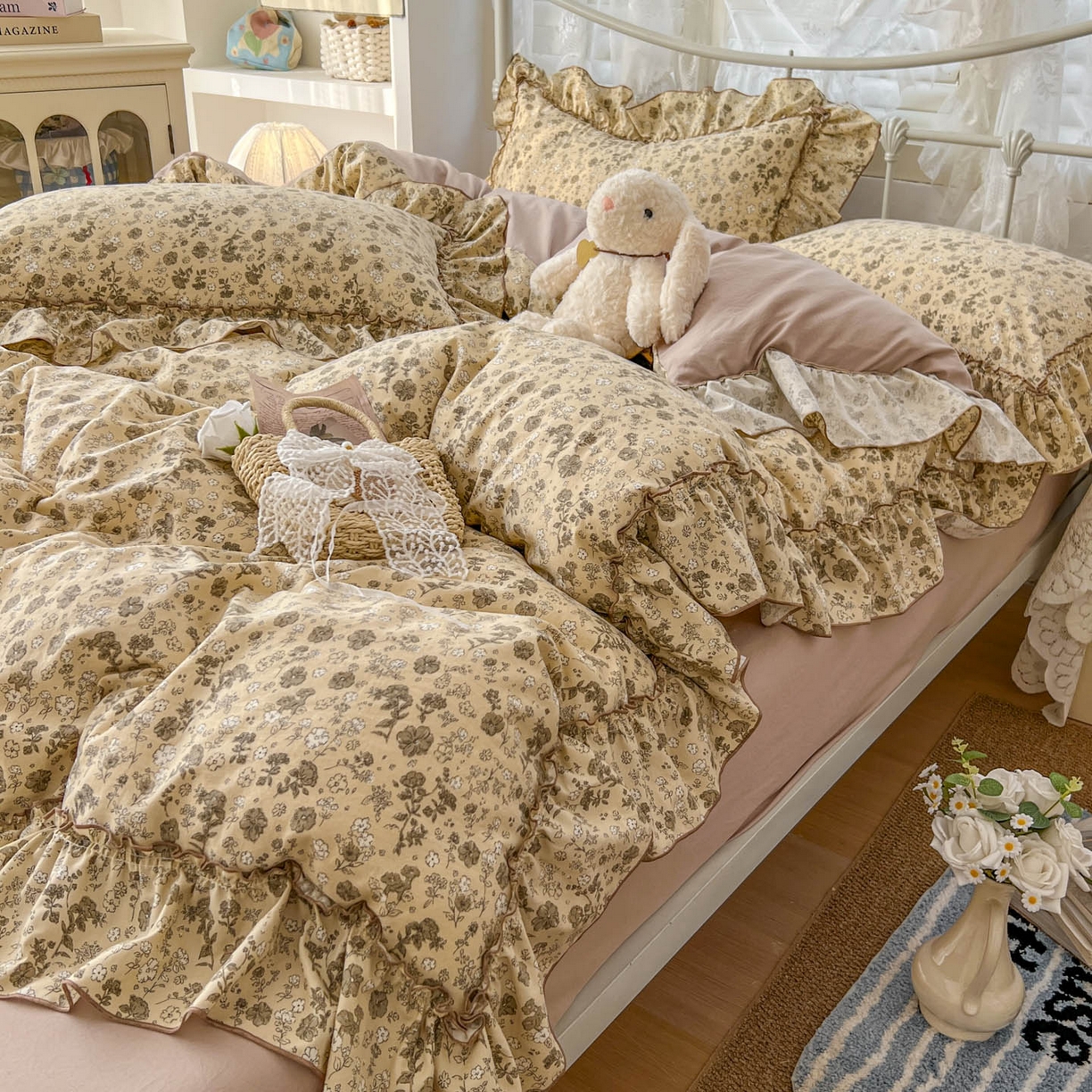 91家纺网 家纺一手货源 找家纺 梵克保罗 2026新款春款古法水洗仿棉云朵棉花边四件套 田园